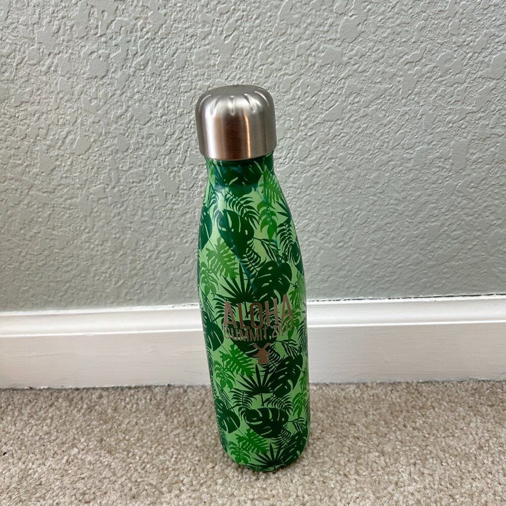 Dutch Bros RARE Green Tropical Leaf Insulated Water Bottle windmill monstera